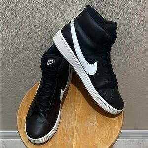 Nike Court Royale 2 Black White. CQ9179-001